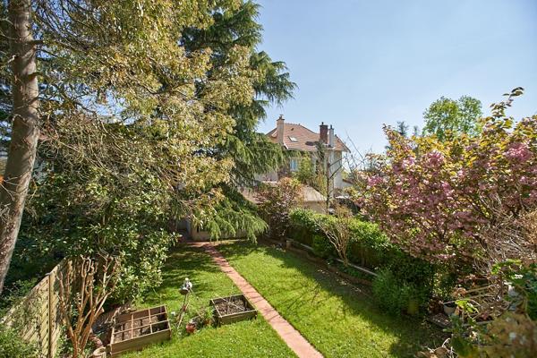 Grande Maison avec Jardin et piscine - Rueil Triangle d'or