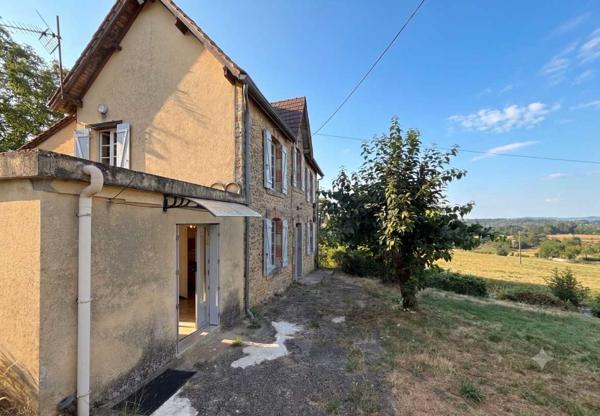 Maison ancienne - Belves Maison en pierre avec jolie vue et potentiel, proche des commerces