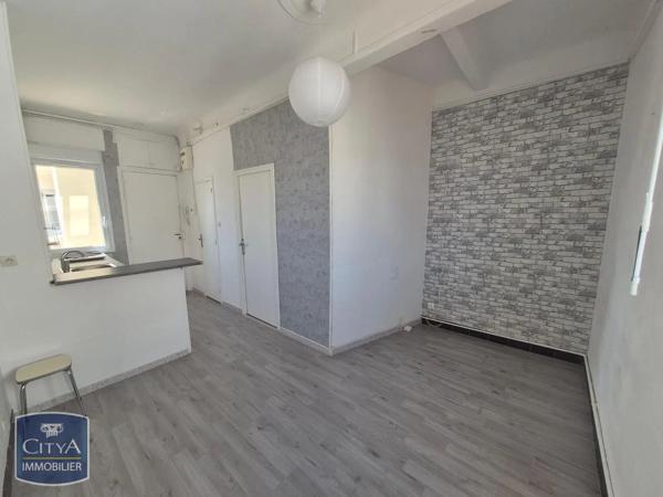 Appartement à louer 2 pièces Marseille 7e Arrondissement (13007)