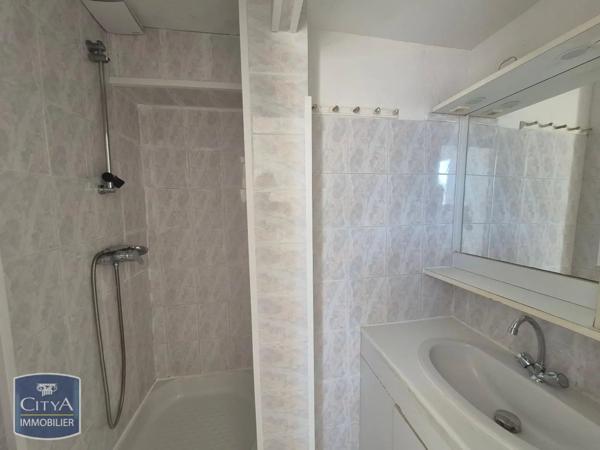 Appartement à louer 2 pièces Marseille 7e Arrondissement (13007)
