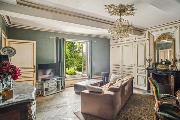 Vente Maison de luxe Reyrieux 14 Pièces 335 m²