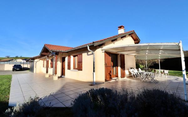 Maison à vendre    5 pièces • 134 m2 Diémoz