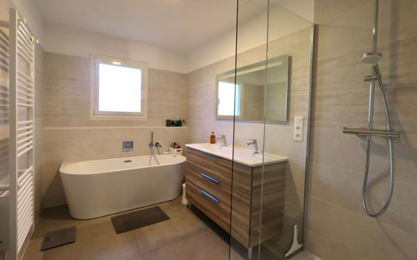 Maison à vendre    5 pièces • 134 m2 Diémoz