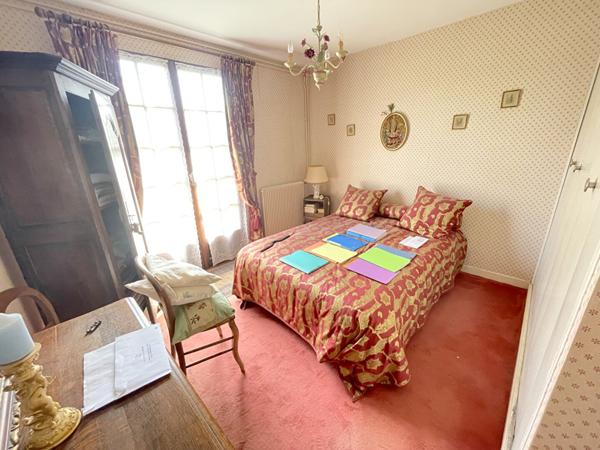 A VENDRE - Maison de PLAIN PIED 2 chambres / 78 m² / jardin en centre-ville de Chaumont En Vexin