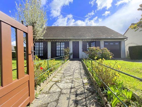 A VENDRE - Maison de PLAIN PIED 2 chambres / 78 m² / jardin en centre-ville de Chaumont En Vexin