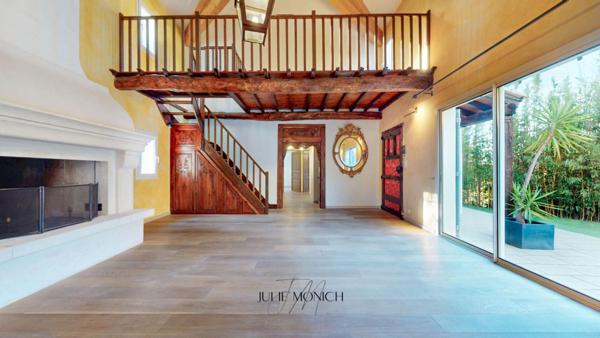 MAISON DE PLAIN-PIED 4 FACES - Produit rare aux prestations de standing