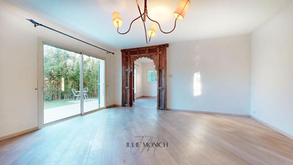 MAISON DE PLAIN-PIED 4 FACES - Produit rare aux prestations de standing