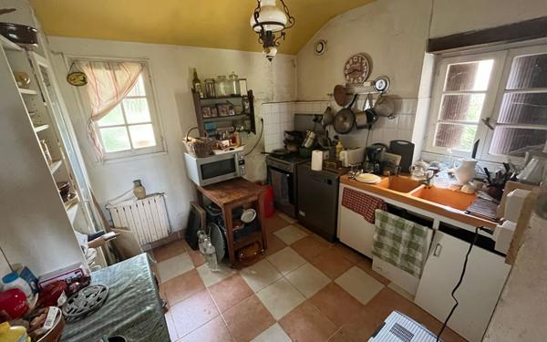 Maison à vendre    8 pièces •  Spézet