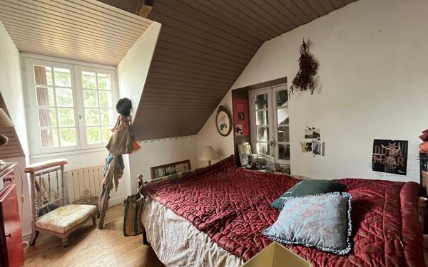 Maison à vendre    8 pièces •  Spézet