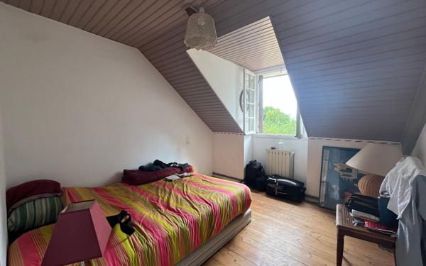 Maison à vendre    8 pièces •  Spézet