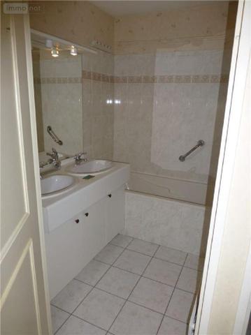 Appartement à louer à Vitré en Ille-et-Vilaine (35500), ref : 131/2577