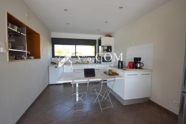 Propriete 6 pièce(s) 5 chambre(s) 171 m²