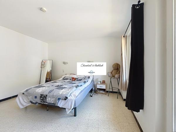 Immeuble à vendre LARGENTIERE (07) 340 m2 dont 190 m2 Habitables -