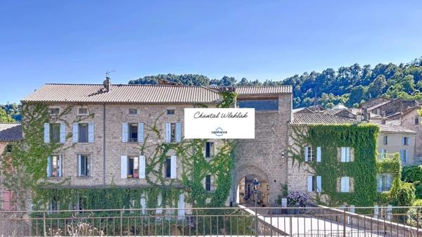 Immeuble à vendre LARGENTIERE (07) 340 m2 dont 190 m2 Habitables -