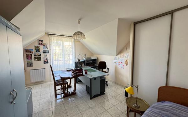 Maison à vendre    6 pièces • 146,48 m2 Noisy-le-Grand