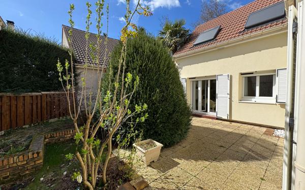 Maison à vendre    6 pièces • 146,48 m2 Noisy-le-Grand