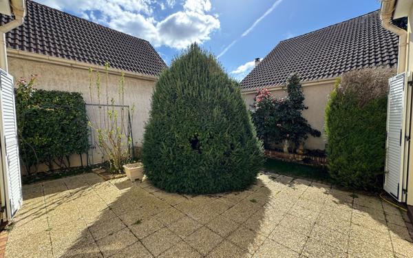 Maison à vendre    6 pièces • 146,48 m2 Noisy-le-Grand