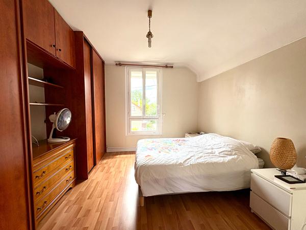 Maison Conflans Sainte Honorine 5 pièce(s) 82 m2 349 900 € **  - Référence  8192