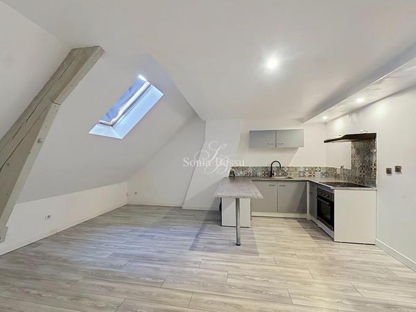 IMMEUBLE DE RAPPORT 4 LOTS // 2140€ REVENUS LOCATIFS