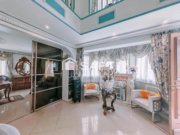 Une agréable maison aux beaux volumes