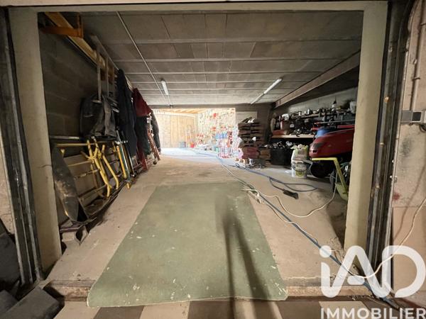 Maison à vendre 5 pièces 143 m² Carhaix-Plouguer