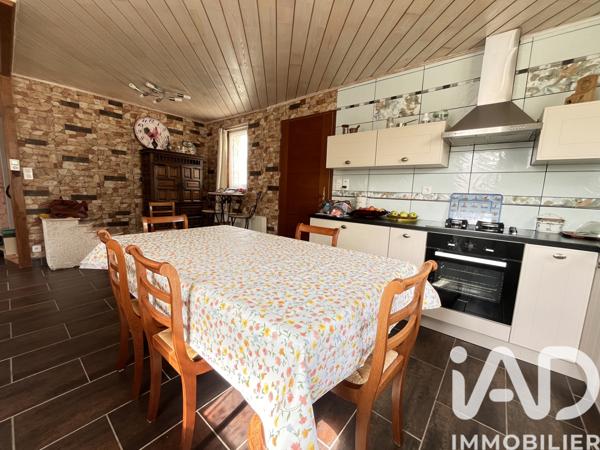 Maison à vendre 5 pièces 143 m² Carhaix-Plouguer