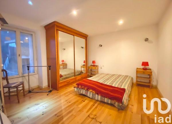 Maison 6 pièces de 177 m² à Antigny (85120)