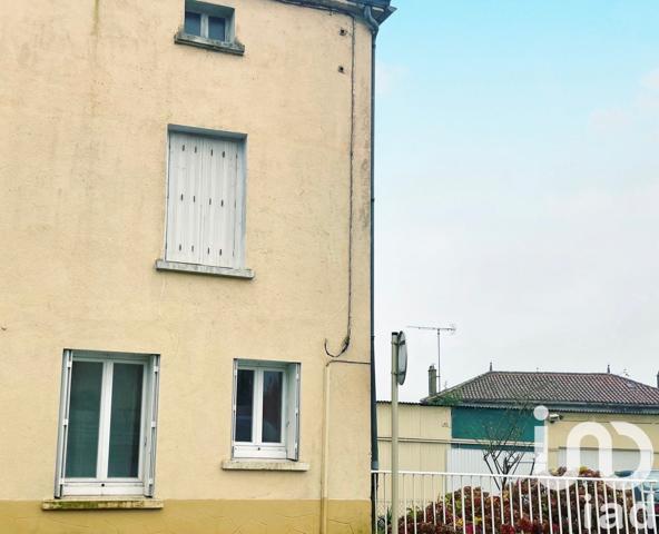 Maison 6 pièces de 177 m² à Antigny (85120)