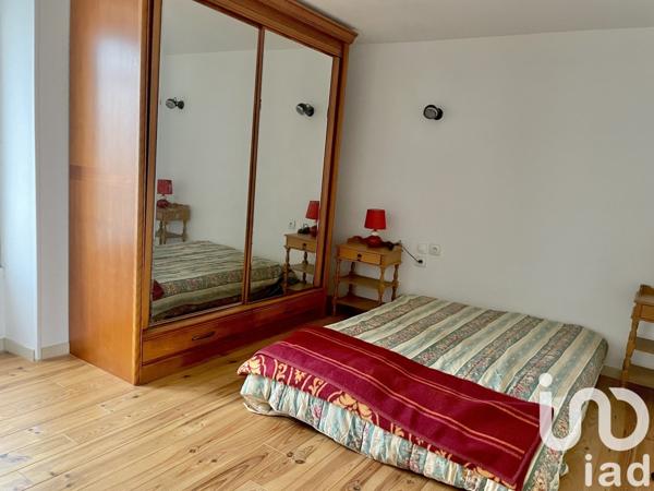 Maison 6 pièces de 177 m² à Antigny (85120)