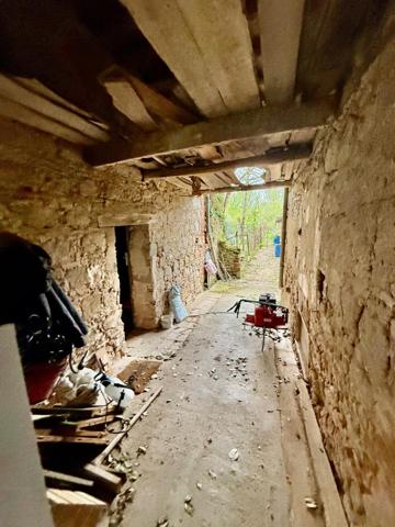 Maison / Immeuble avec cour et dépendances – Hypercentre de Lavaur