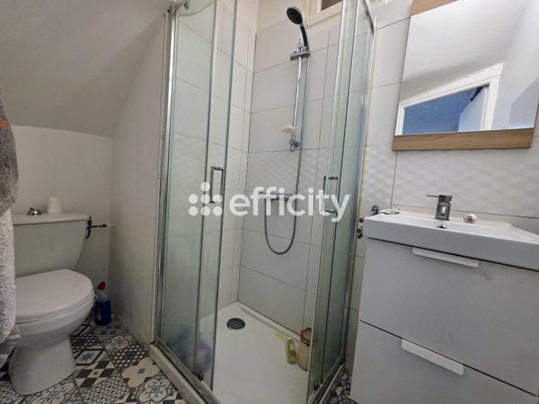 Immeuble 8 pièces - 140 m²