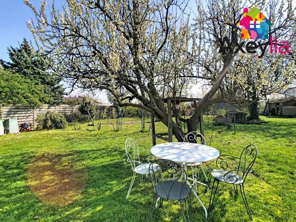 Riorges (42153) A VENDRE - RIORGES - MAISON PLAIN-PIED 5 CHAMBRES AVEC GARAGE ET TERRAIN