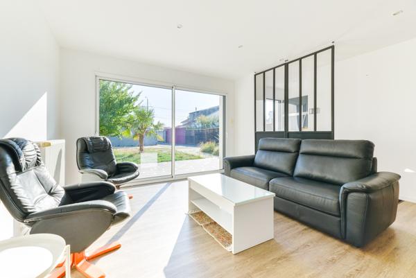 Maison contemporaine de plain-pied 4 chambres Nord Chézine