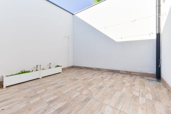 Maison contemporaine de plain-pied 4 chambres Nord Chézine