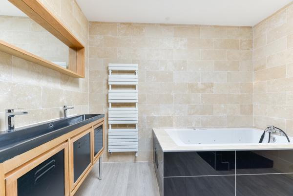 Maison contemporaine de plain-pied 4 chambres Nord Chézine