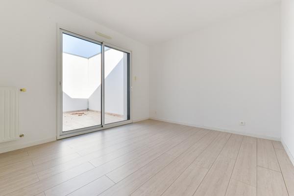 Maison contemporaine de plain-pied 4 chambres Nord Chézine