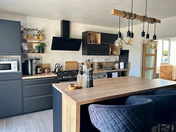 Maison Pont Saint Martin 5 pièce(s) 141 m2