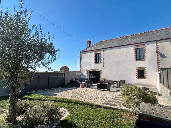 Maison Pont Saint Martin 5 pièce(s) 141 m2