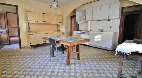 Maison 4 pièces - 320 m²