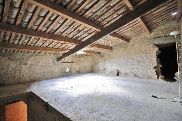 Maison 4 pièces - 320 m²