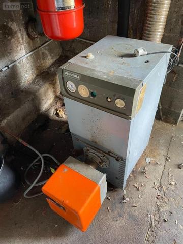 Fonds et/ou murs commerciaux à vendre à Saint-Chély-d'Apcher en Lozère (48200), ref : 48032-121