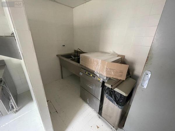 Fonds et/ou murs commerciaux à vendre à Saint-Chély-d'Apcher en Lozère (48200), ref : 48032-121