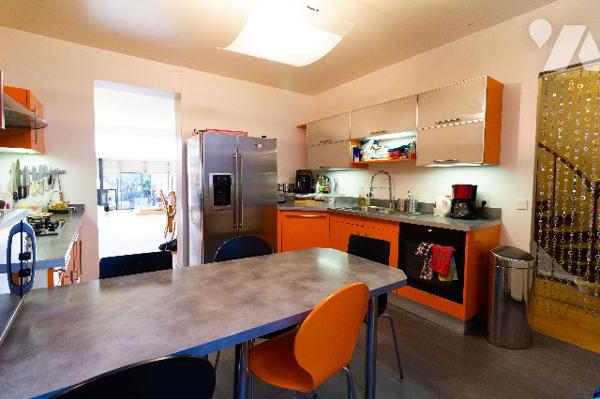 VILLA DE 287m² à BOULOGNE BILLANCOURT