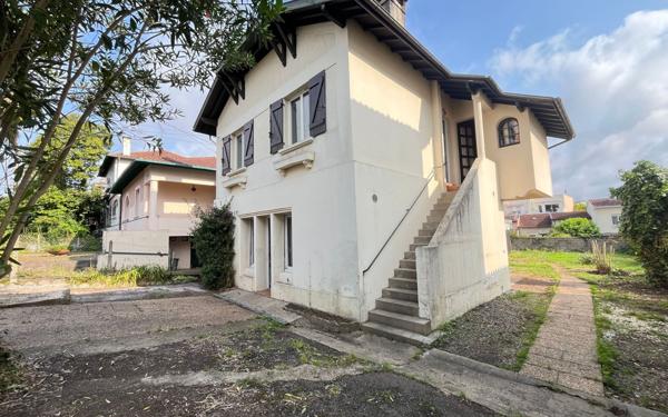 Maison à vendre    6 pièces • 156 m2 Dax