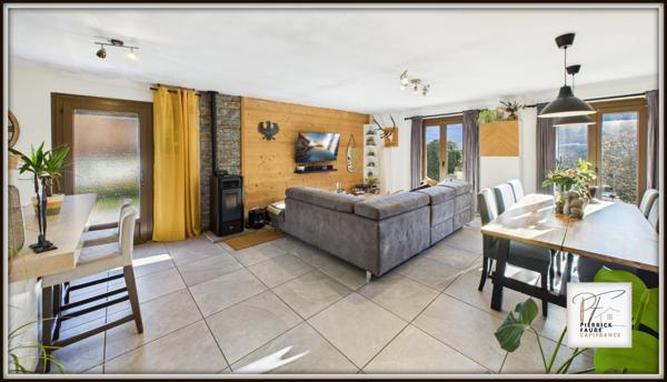 Maison lumineuse de 180 m² au sol – Jardin, garage, sous-sol – Briançon