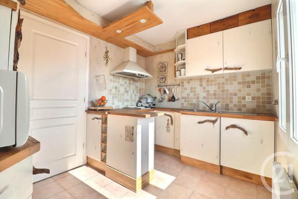 Appartement F3 à vendre  3 pièces - 69,64 m2 FREJUS - 83