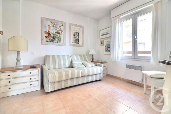 Appartement F3 à vendre  3 pièces - 69,64 m2 FREJUS - 83