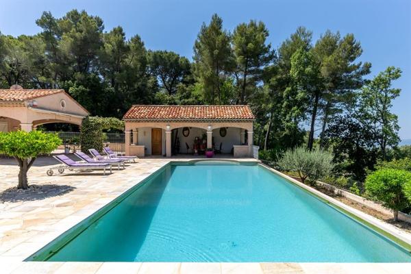 Vente Villa de luxe Cabris 6 Pièces 250 m²