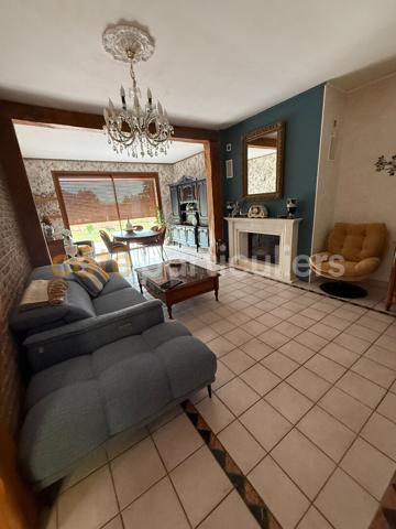 Vente
                Maison141 m² - 4 Pièces -
                    HAM (80400)