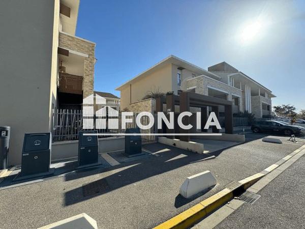 Location Appartement 2 pièces 42.8 m² - 229 AVENUE GEORGES BOREL Salon De Provence 13300